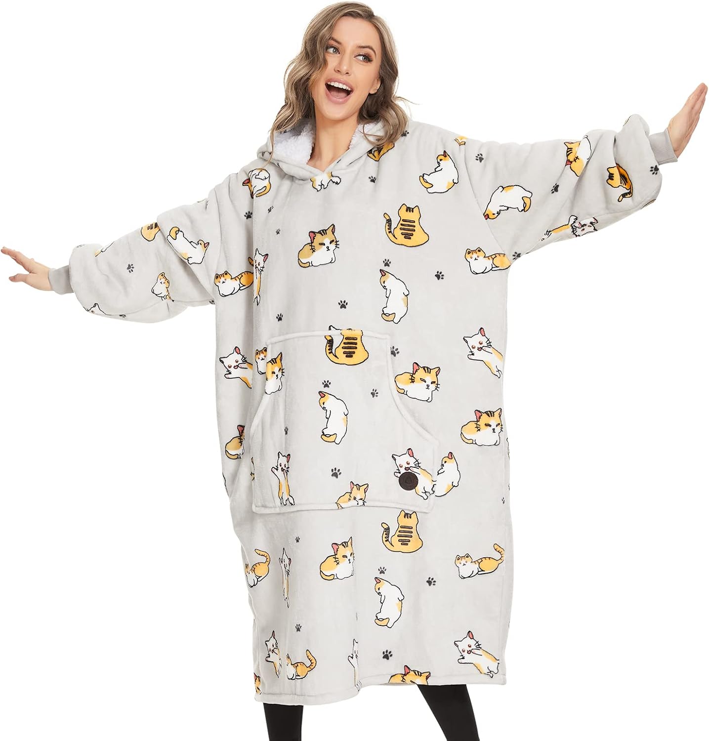 THREE POODLE Wearable Blanket Hoodie for Ultimate Comfort