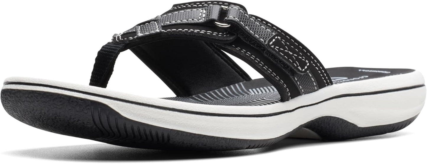 Clarks Women's Breeze Sea Flip-Flop: Lightweight Comfort for Summer