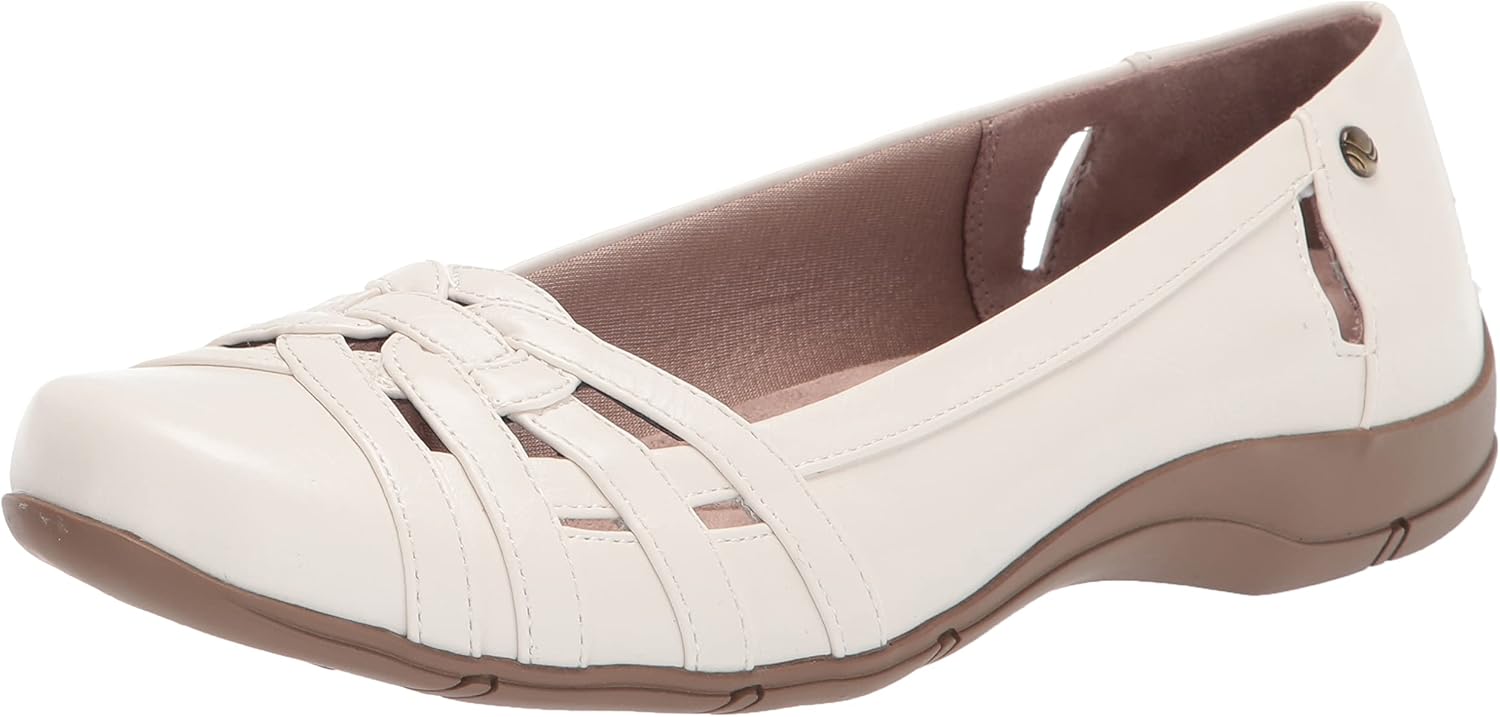 LifeStride Women's Diverse Ballerina Flat for Everyday Comfort