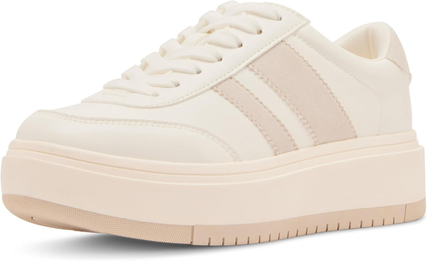 Madden Girl Women's Navida Sneakers: Stylish Lace-Up Fashion Footwear