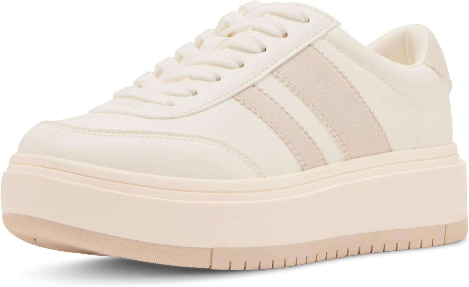 Madden Girl Women's Navida Sneakers: Stylish Lace-Up Fashion Footwear
