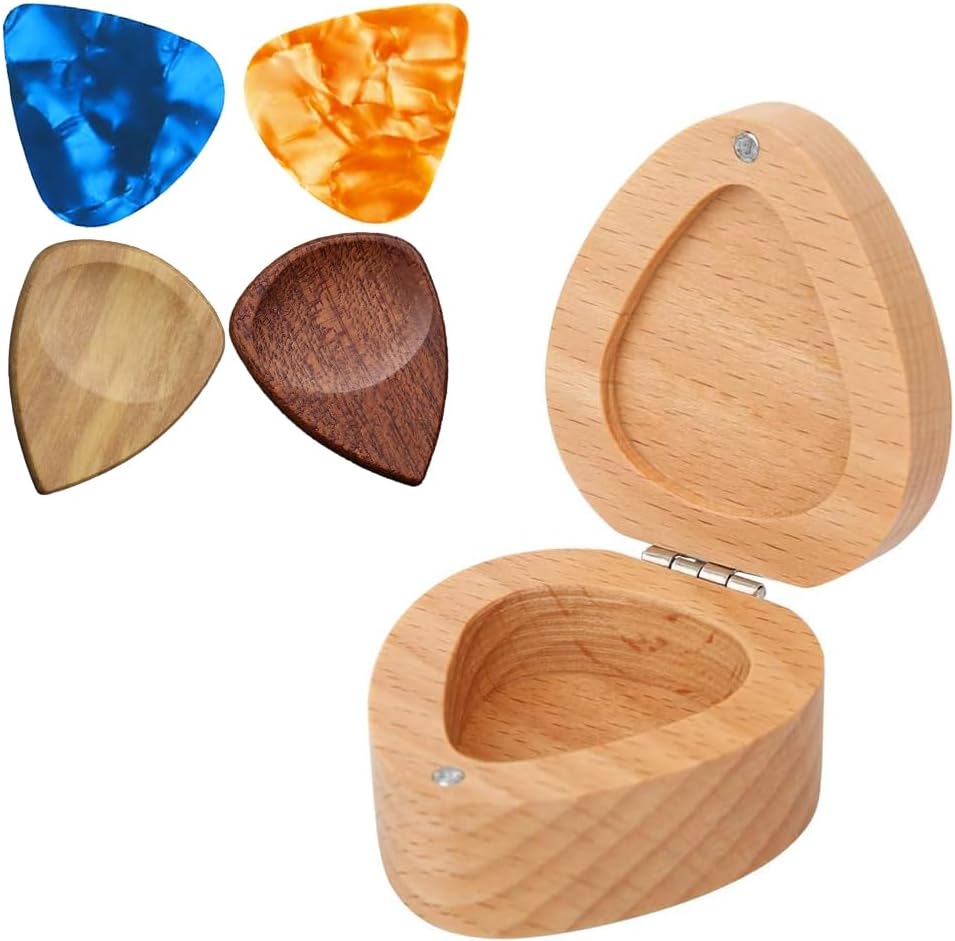VOVCIG Heart Guitar Pick Box, 4 Picks Included