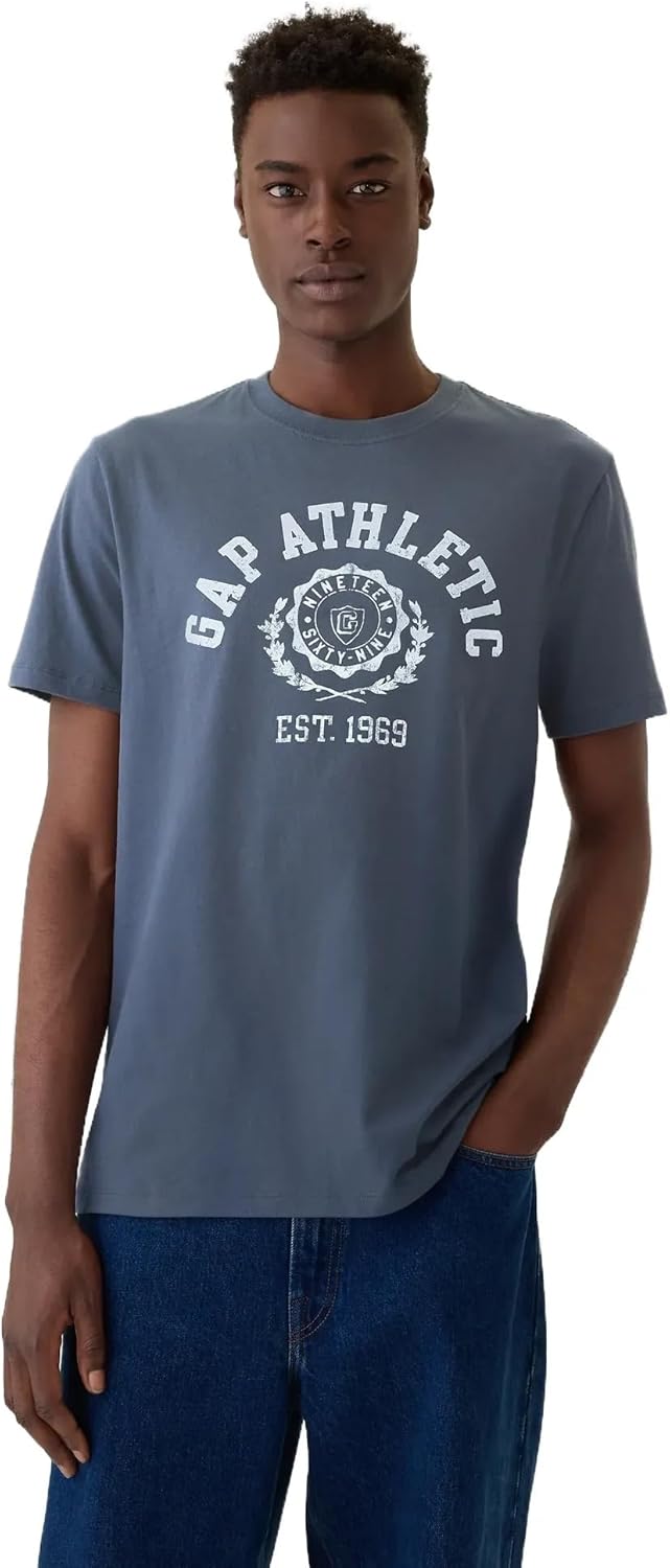 GAP Men's Crest Tee: Athletic Comfort