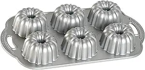 Nordic Ware Platinum Collection Bundtlette Pan for Mini Cakes