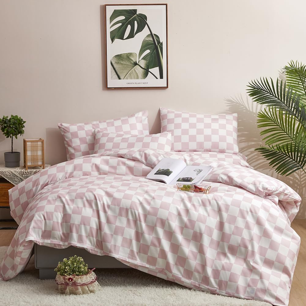 CLOTHKNOW Pink White Plaid Queen Comforter Set for Cozy Bedrooms