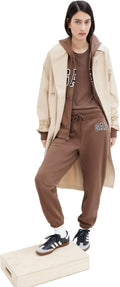 GAP Women's Logo Fleece Jogger Pants for Comfort and Style