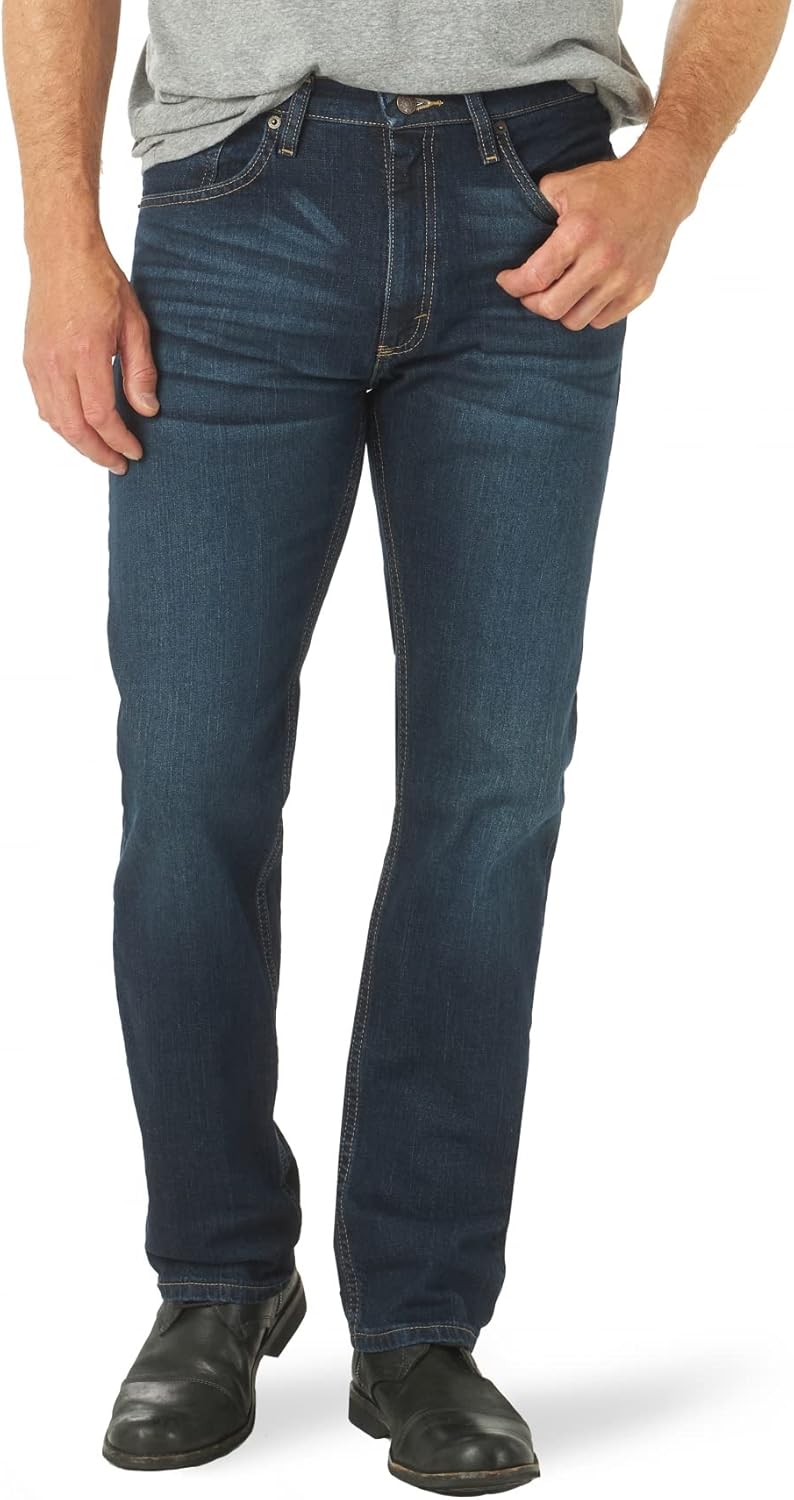 Wrangler Men's Free-to-Stretch Regular Fit Jean for Comfort