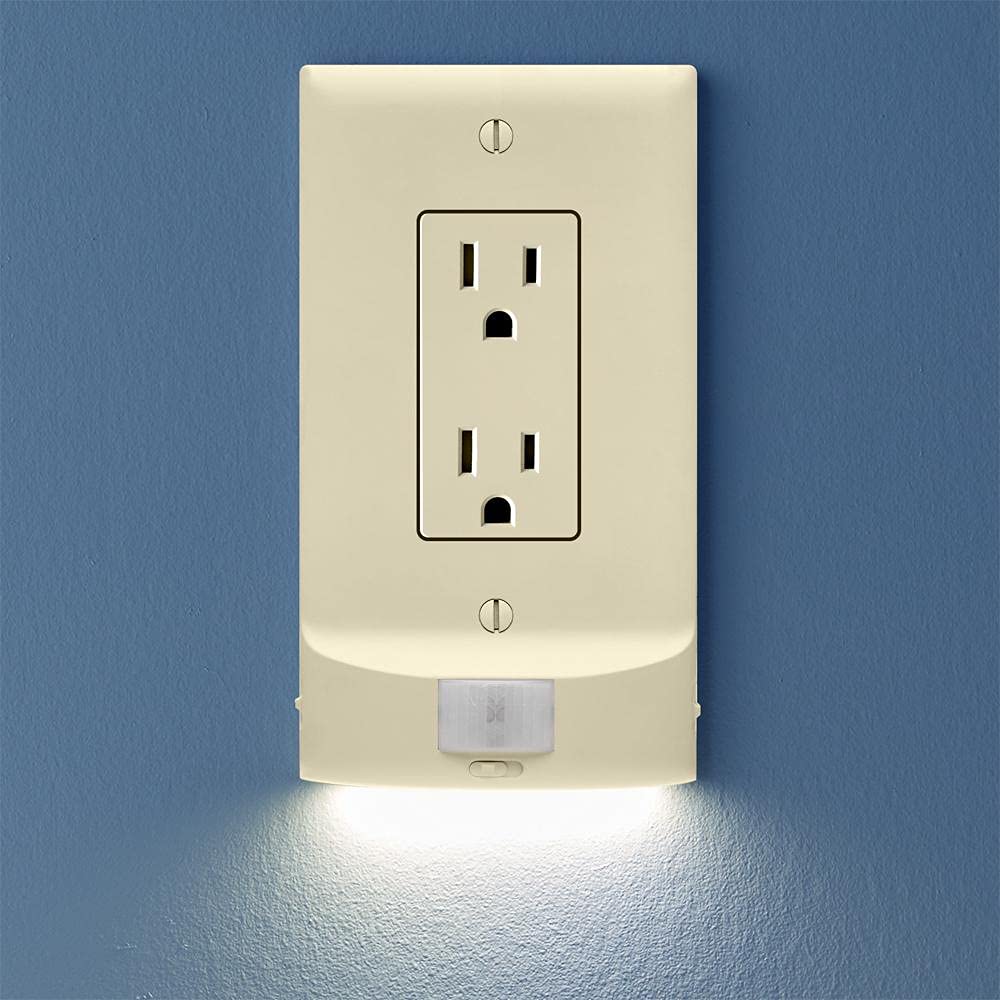 SnapPower MotionLight 2 Pack for Decor Outlets with LED Options
