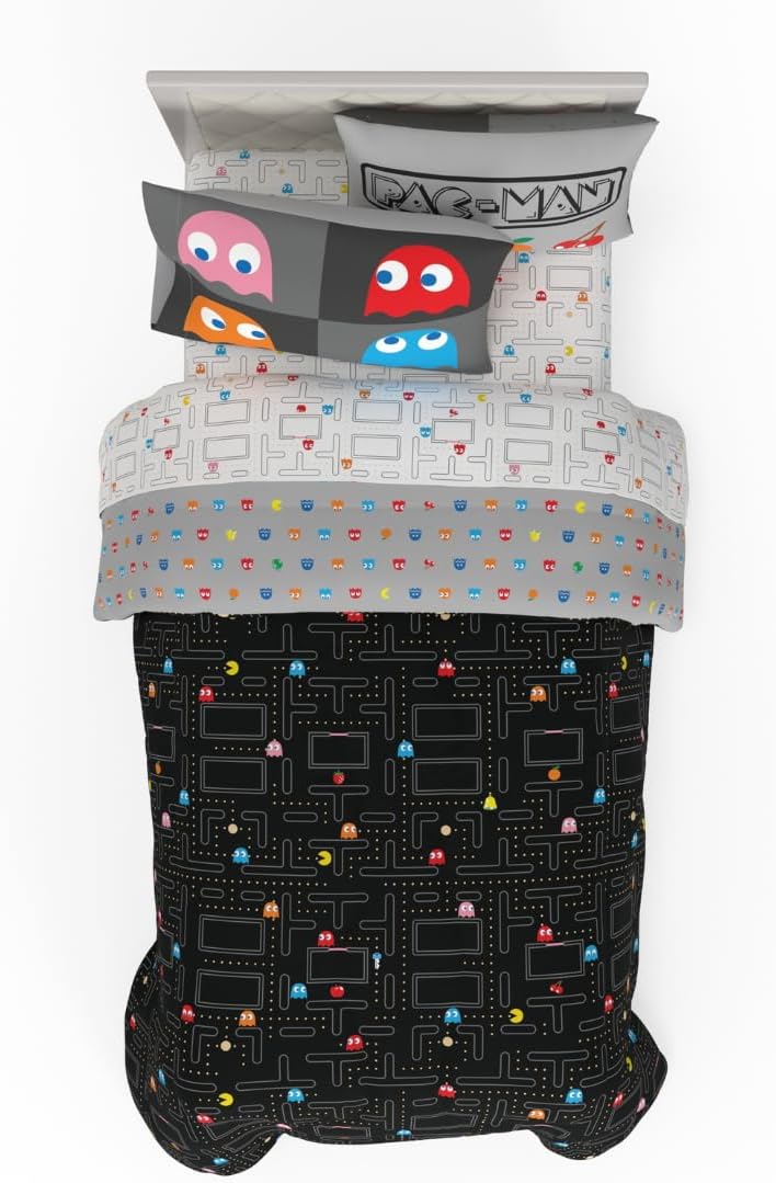 Pac-Man Gaming 5 Piece Cozy Reversible Comforter Set for Twin