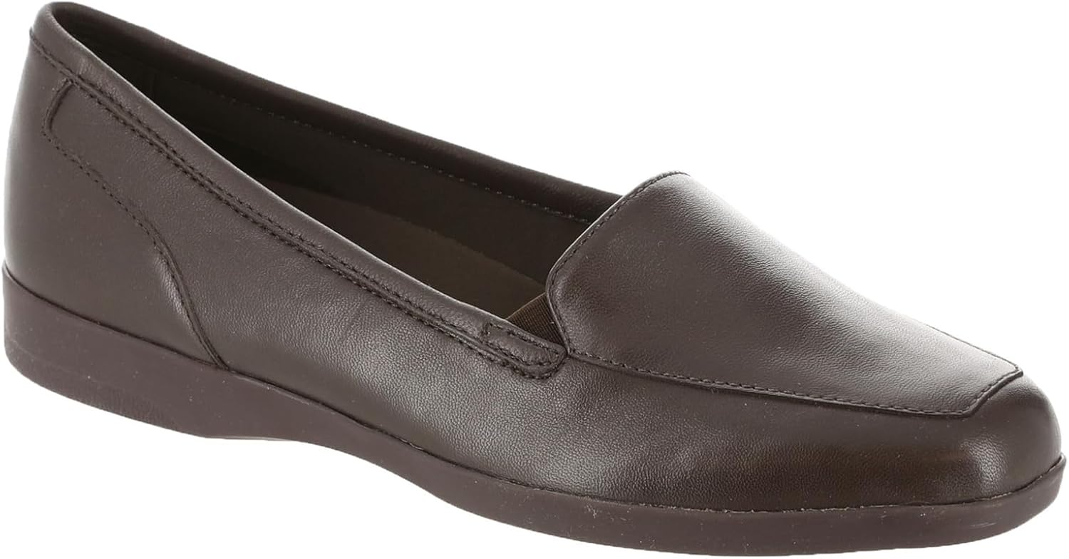 Easy Spirit Women's Devitt Casual Flat for Ultimate Comfort