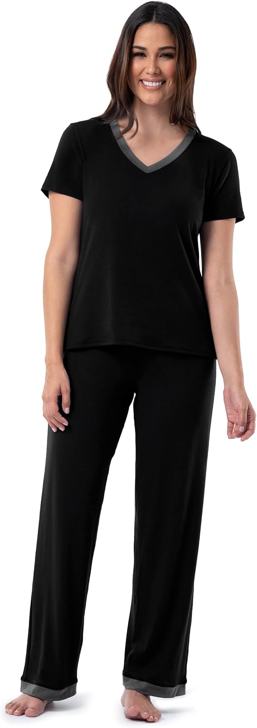 Fruit of the Loom Womens Short Sleeve Tee and Pant Sleep Set