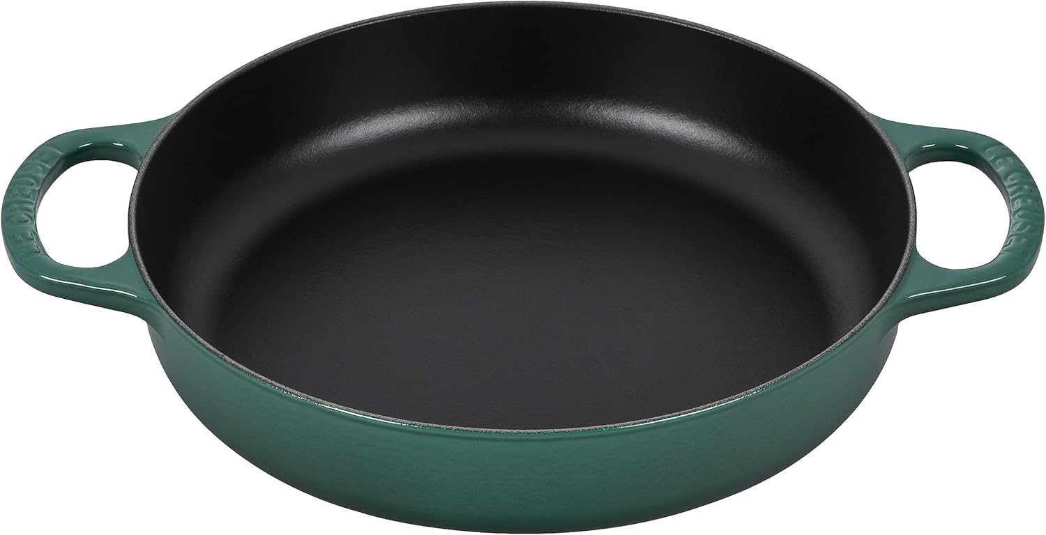 Le Creuset Signature Cast Iron Everyday Pan for Perfect Cooking