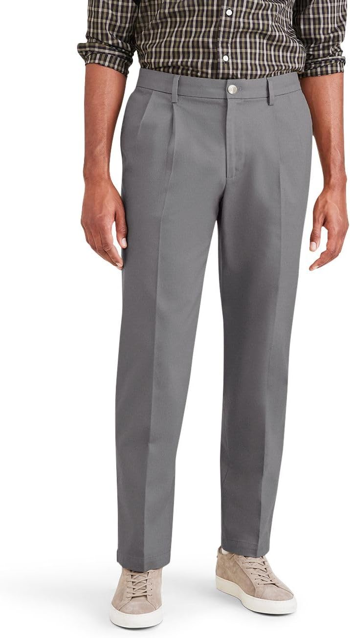 Classic Fit Signature Iron Free Khaki Pants with Stain Defender