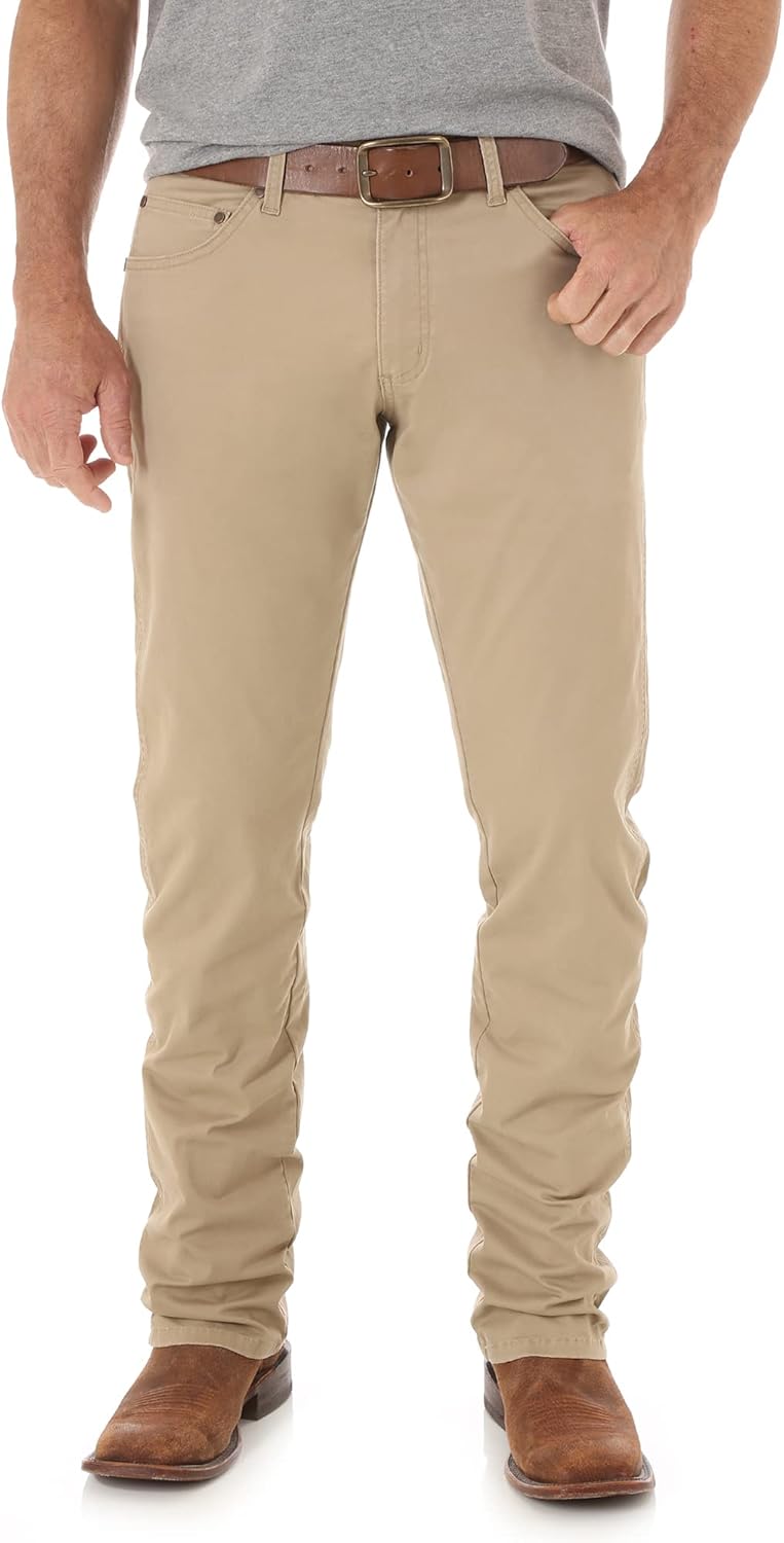 Wrangler Mens Retro Slim Fit Straight Leg Jean for Modern Style