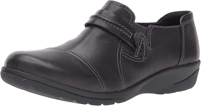 Clarks Women's Cheyn Madi Slip-On Loafer for Ultimate Comfort