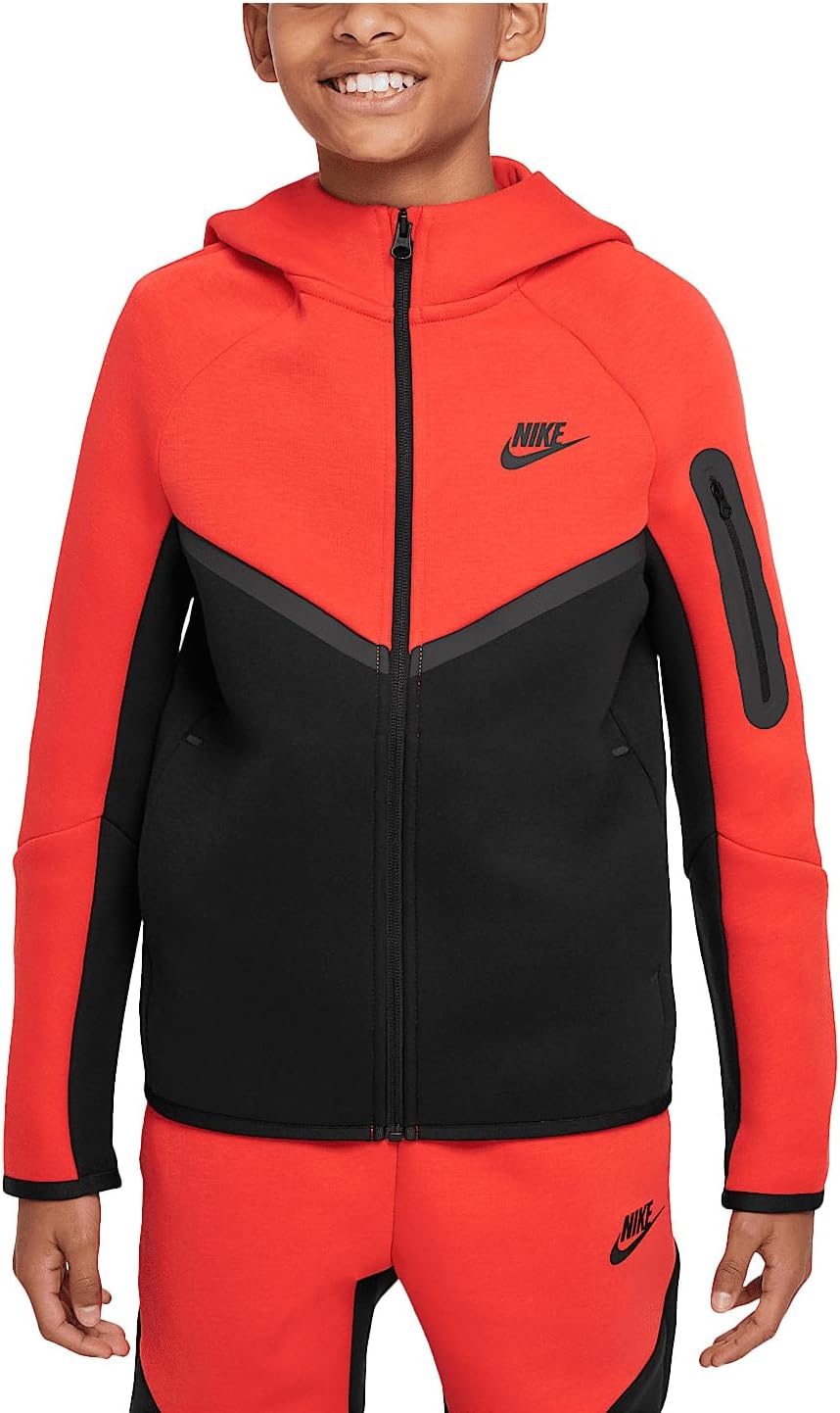 Nike Big Kids' Tech Fleece Hoodie - Warm & Stylish!