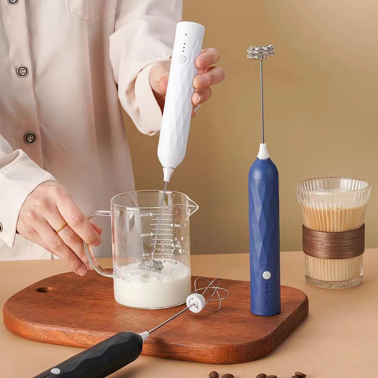 500W Turbo Cordless Handheld Blender - Portable Power!