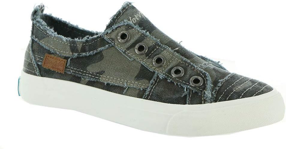 Blowfish Womens Play Sneaker - Stylish Comfort for Every Occasion