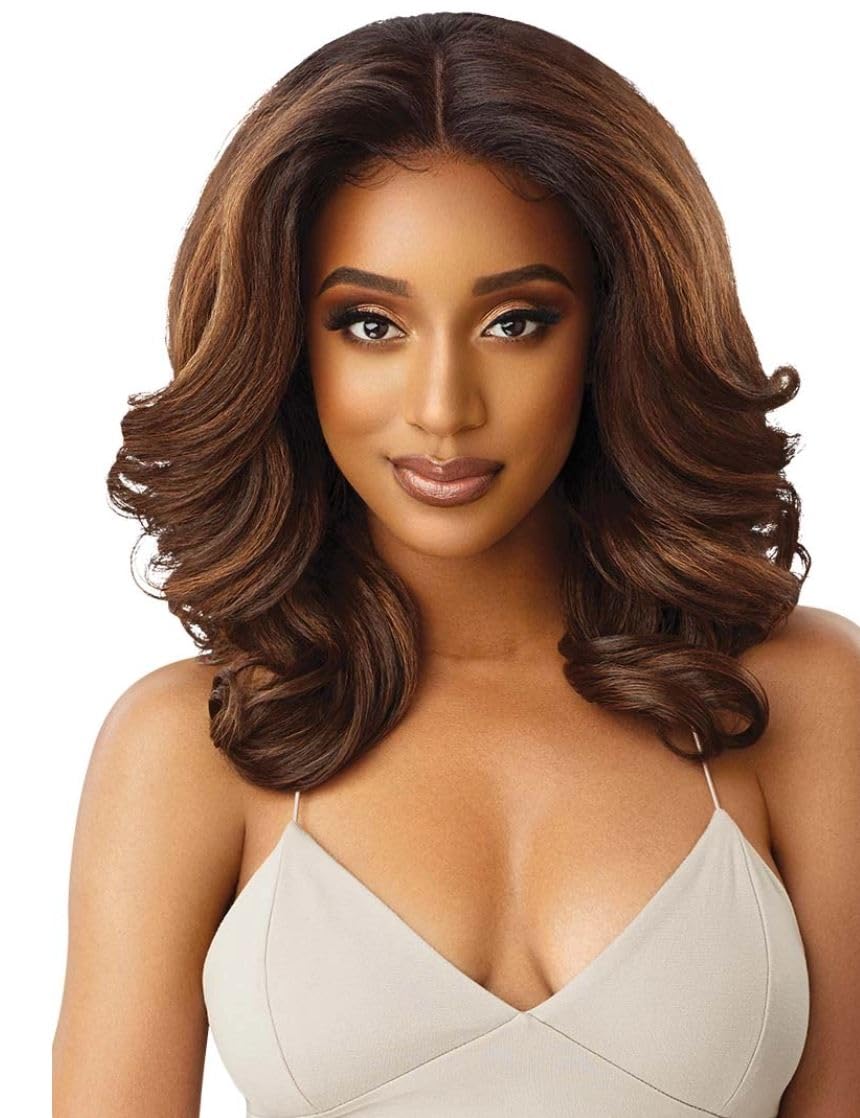 Outre Lacefront Perfect Hair Line Julianne Wavy Lace Front Wig