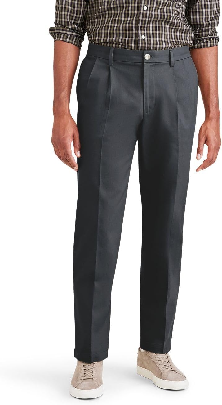 Classic Fit Signature Iron Free Khaki Pants with Stain Defender