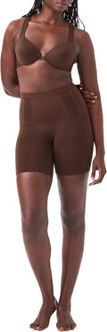 SPANXsculpt OnCore Mid-Thigh Short for Women - Level 3 Sculpting