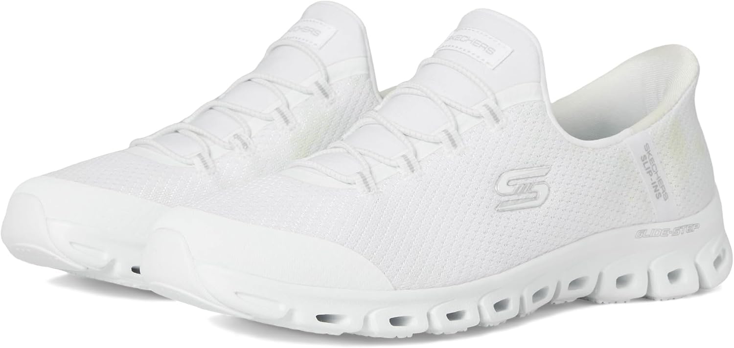 Skechers Women's Glide-Step-Pursuit Hands Free Slip-ins Sneaker Review