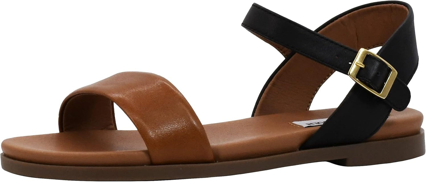 Steve Madden Women's Dina Flat Sandal: Stylish Comfort for All