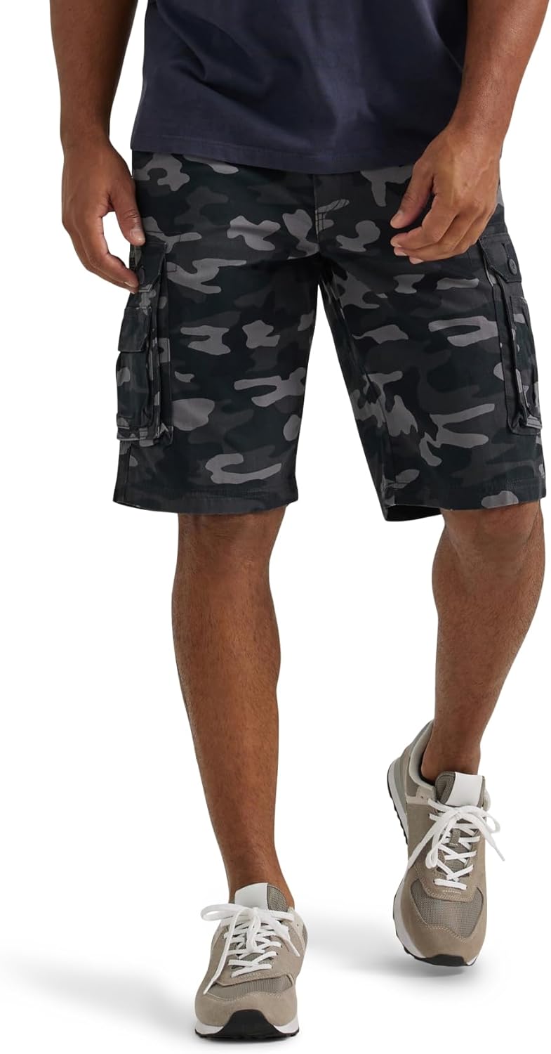 Lee Loose Fit Cargo Shorts with Total Storage for Comfort