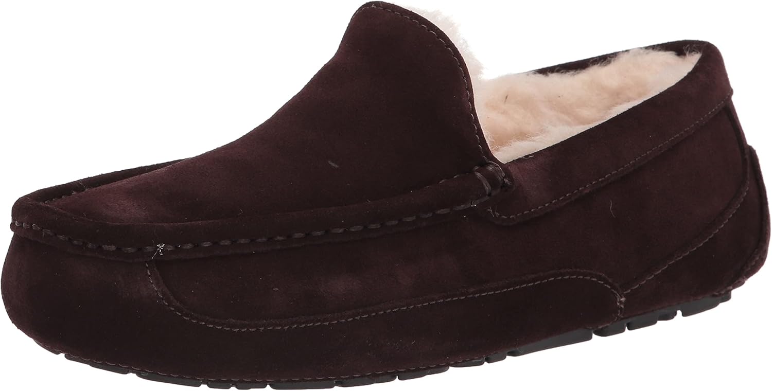 UGG Mens Ascot: Classic Loafer with Water-Resistant Suede