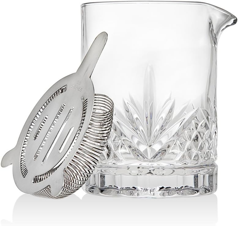 Godinger Dublin Crystal Cocktail Shaker: Strain with Style