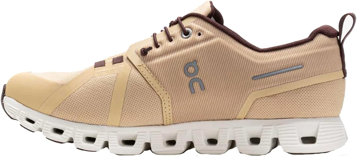 On Men's The Roger Advantage Shoes: Lightweight and Waterproof