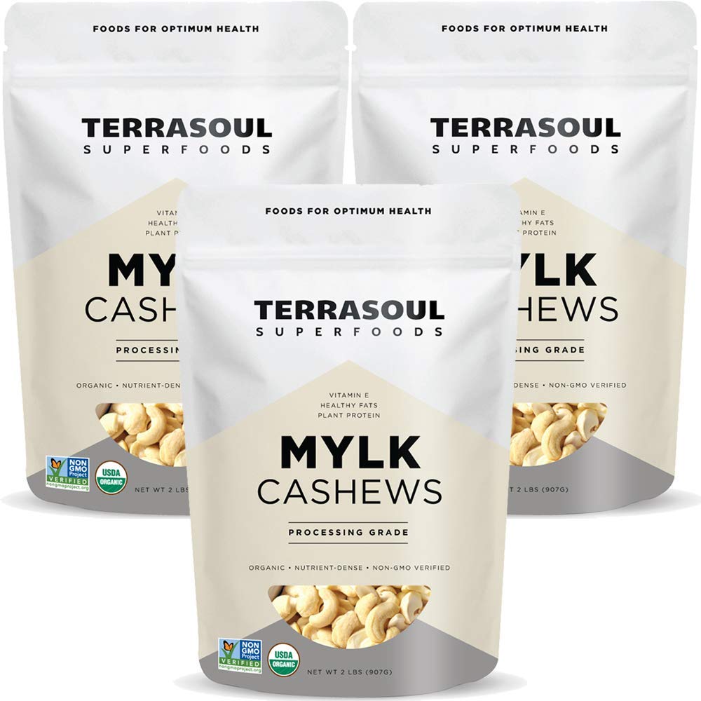 Organic Raw Cashews for Snacking and Cashew Milk Making
