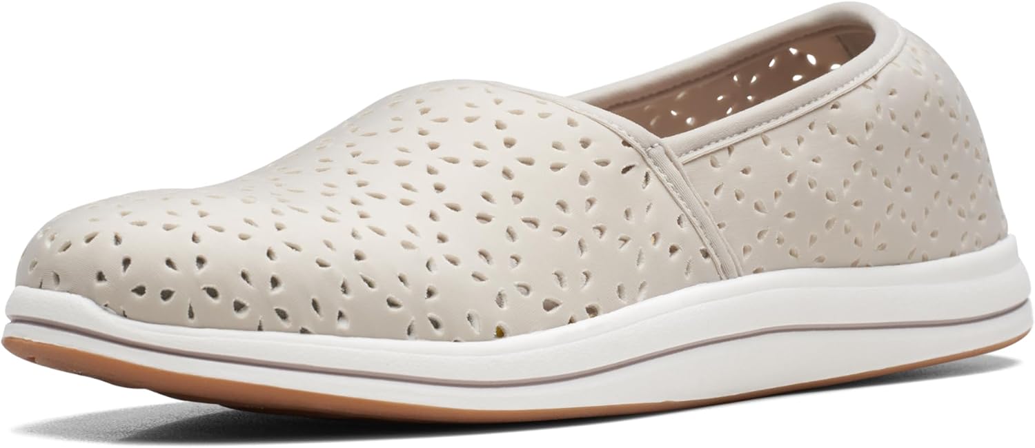 Clarks Women's Breeze Emily Loafers for Ultimate Summer Comfort