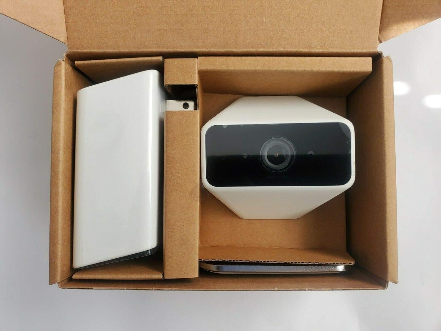 Xfinity outdoor Xchc2AEW Home Wireless Security Camera Review