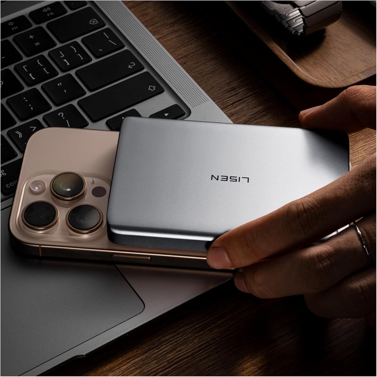 LISEN Ultra Slim 10000mAh MagSafe Portable Charger for iPhone