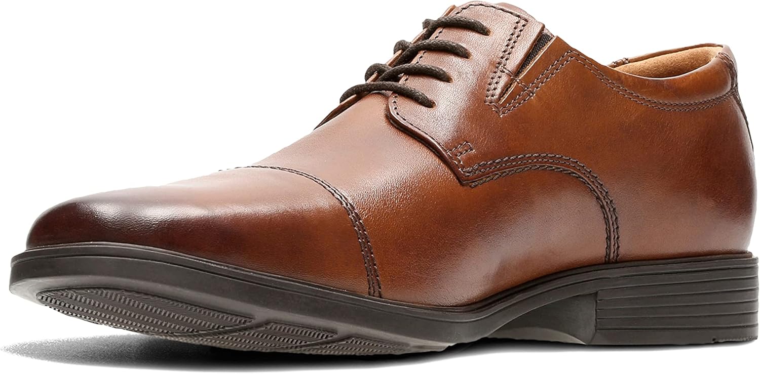 Clarks Men's Tilden Cap Oxford Shoes for Comfort and Style