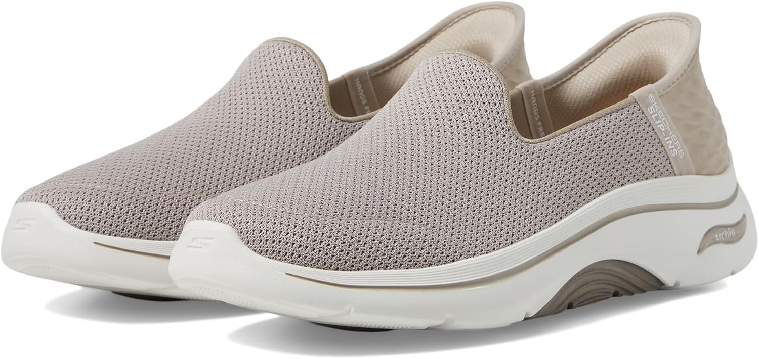 Skechers Women's Go Walk Arch Fit 2.0 Delara Slip ins Review