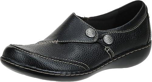 Clarks Women's Ashland Lane Q Slip-On Loafer for Comfort and Style