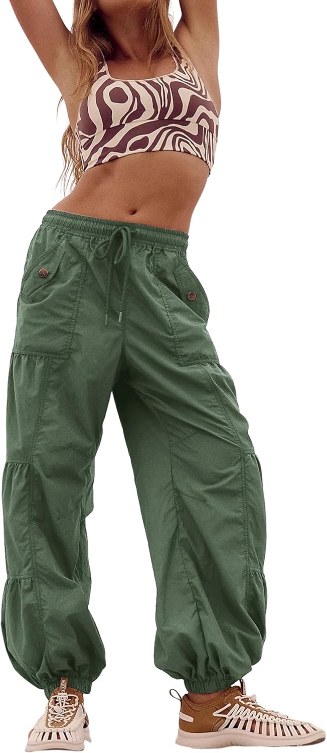 Elastic-Waist Cargo Pants for Women: Pockets & Comfort