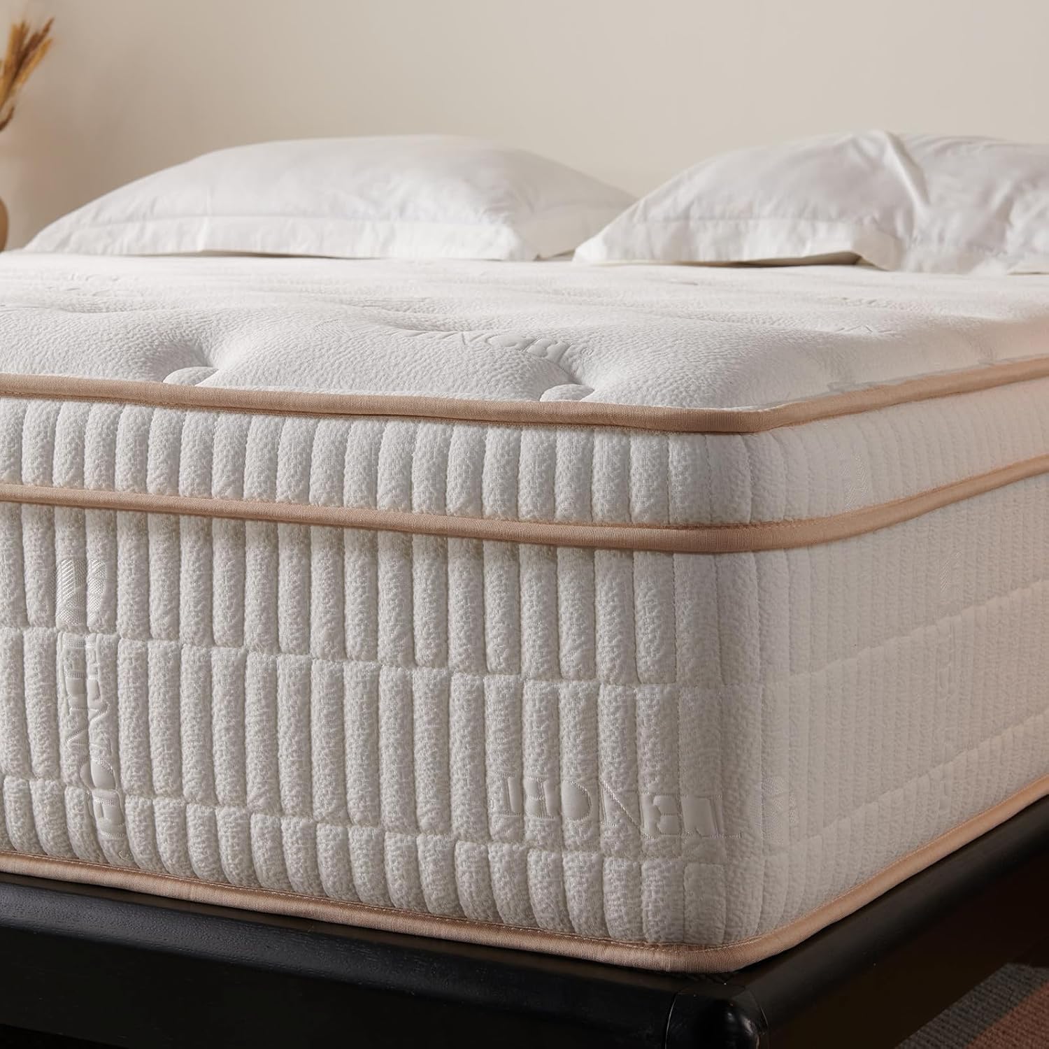 10 Inch Twin Hybrid Mattress with Memory Foam for Comfort