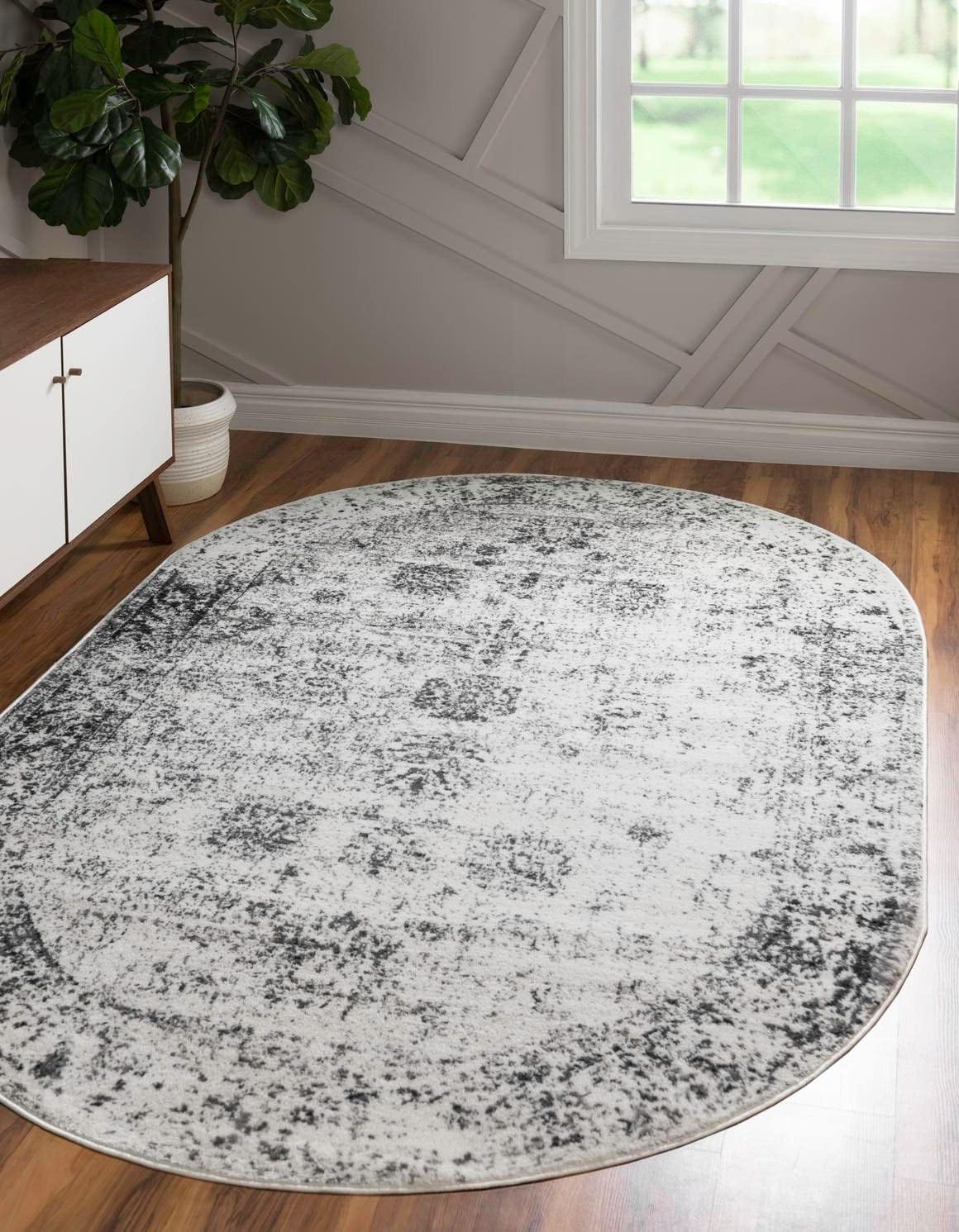 Unique Loom Sofia Collection Area Rug - Vintage Gray/Beige Oval