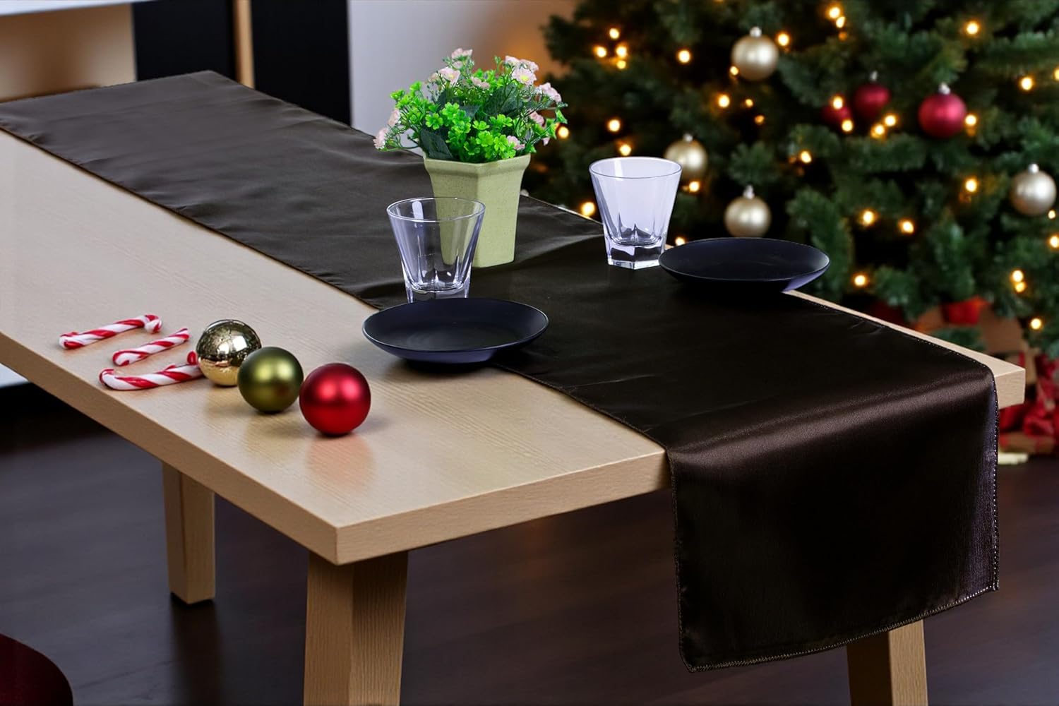 MDS Christmas Satin Table Runners - Perfect for Any Occasion