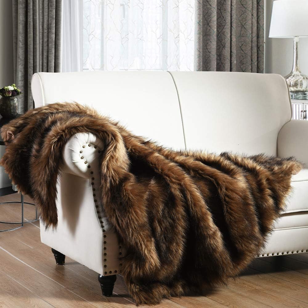 Luxury Plush Faux Fur Throw Blanket for Cozy Elegance