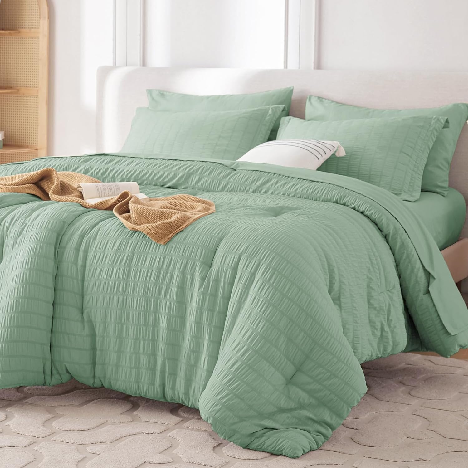 MUXHOMO King Comforter Set - Luxurious All Season Bedding