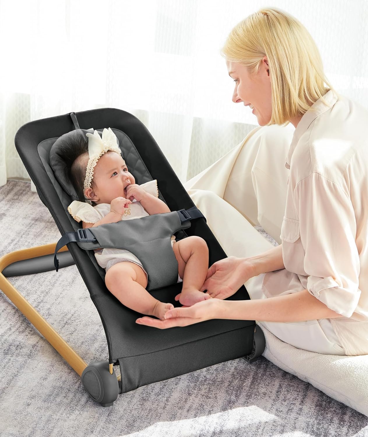 Fodoss Portable Baby Bouncer - Ergonomic Design for Infants
