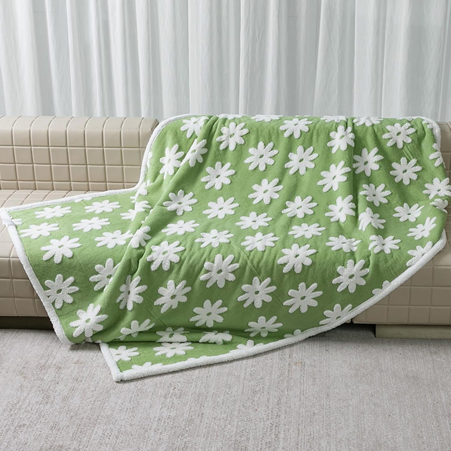 Waterproof Pet Blanket for Dogs and Cats - Stylish Jacquard Design