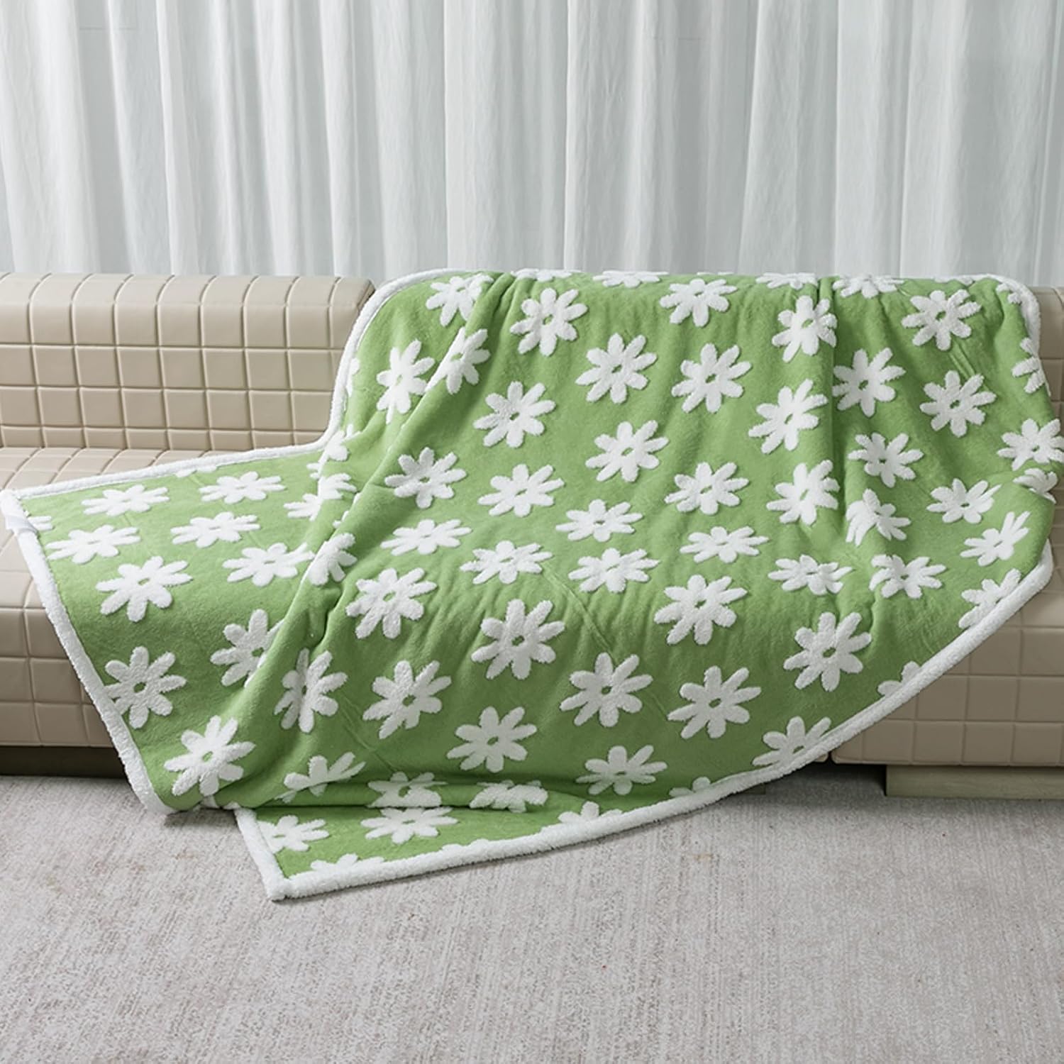Waterproof Pet Blanket for Dogs and Cats - Stylish Jacquard Design
