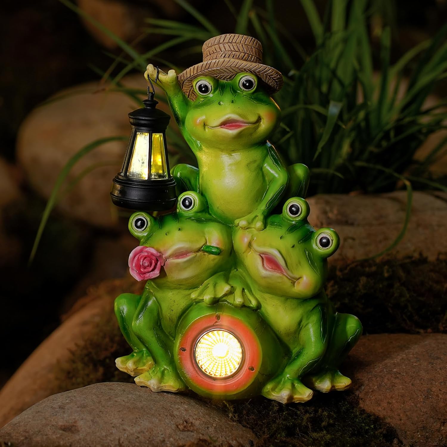 Solar Frog Family Garden Statue with Lantern & LED Light Decor