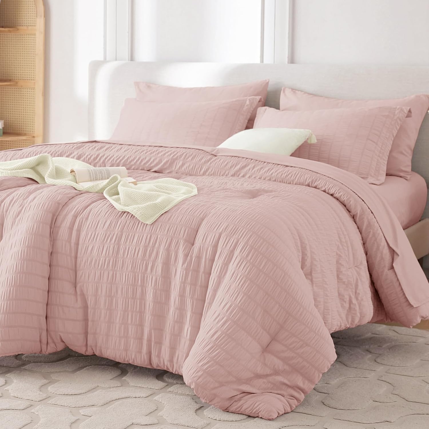 MUXHOMO 7 Pieces Queen Comforter Set for Luxurious Bedding