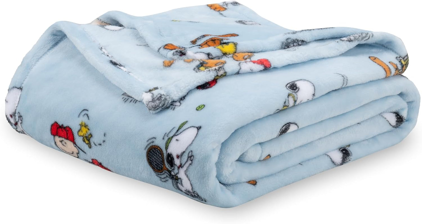 Peanuts VelvetLoft Snoopy Plush Blanket for Cozy Comfort